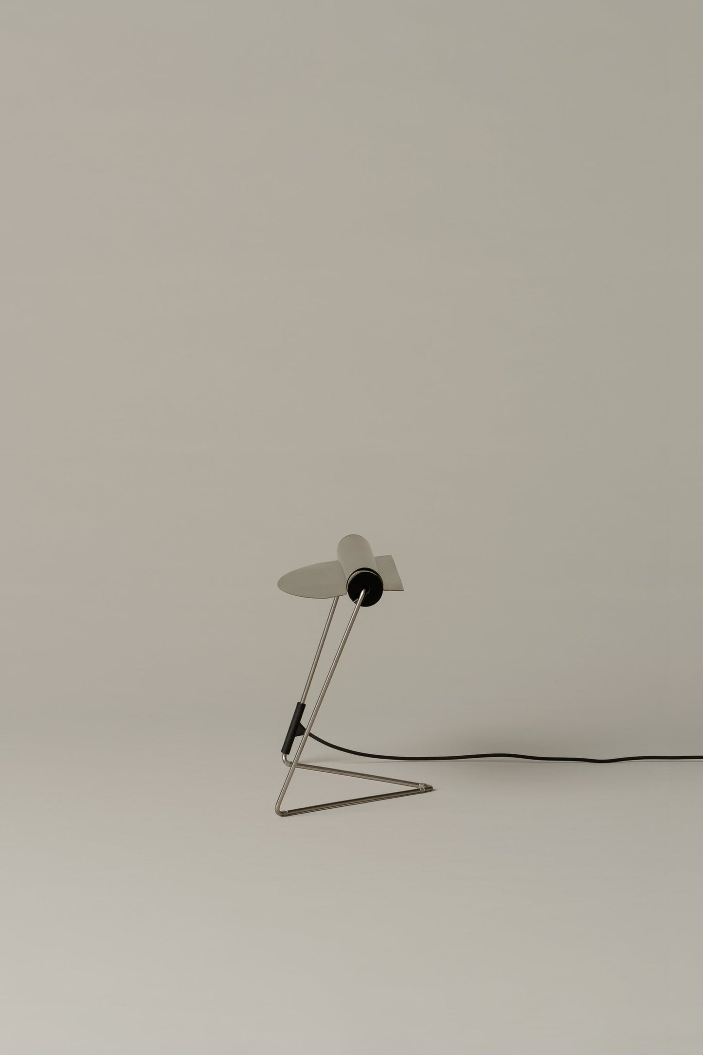 Santa & Cole Lamparaprima