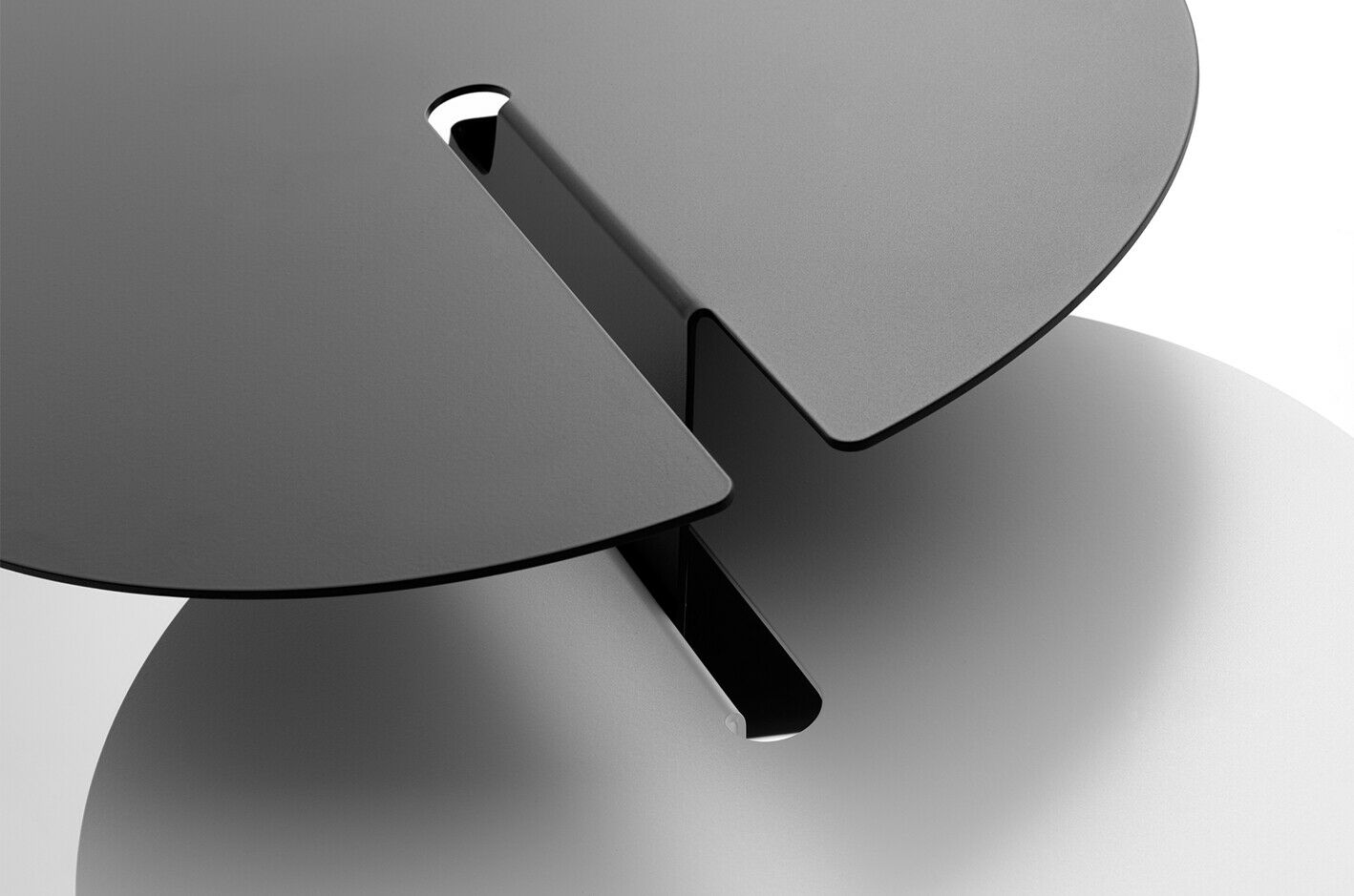 B-LINE - Abra - Coffee table