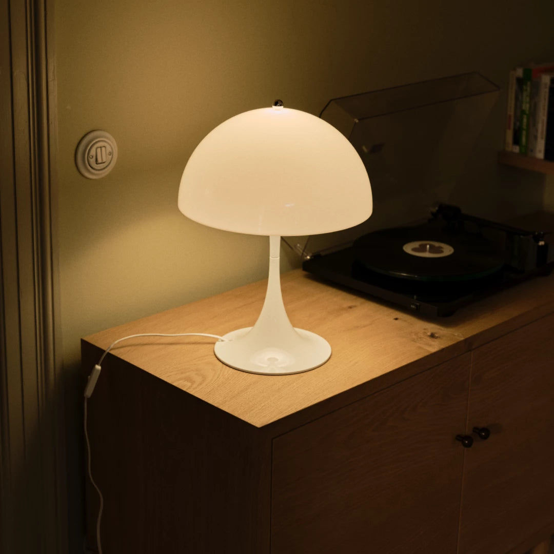 Louis Poulsen Panthella 320