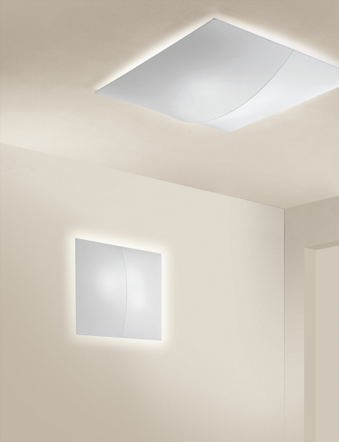 Axolight Nelly Straight Parete / Soffitto