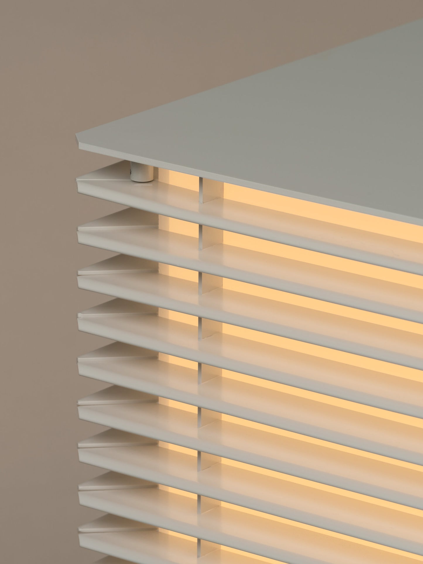 Santa & Cole Shiro 17 interior