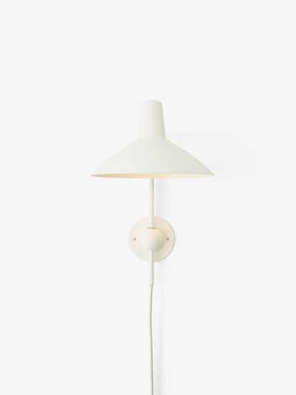 &Tradition Tripod HM12