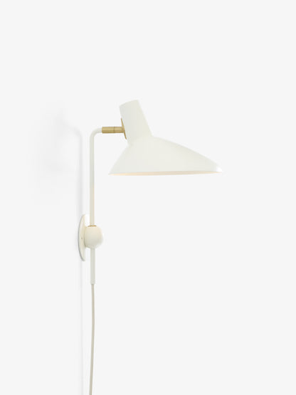 &Tradition Tripod HM12