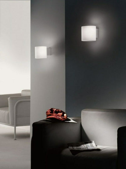 Martinelli Luce Tube wall