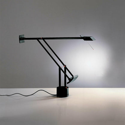 Artemide Tizio 35 table